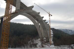 Grünhüblbrücke auf der S36